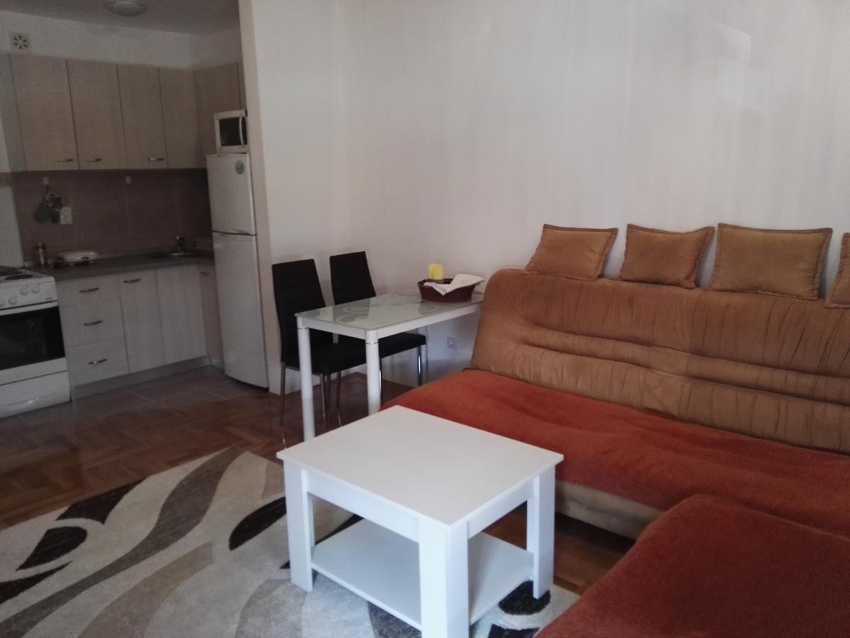 Bk Apartment, Istocno Sarajevo, Lukavica エクステリア 写真